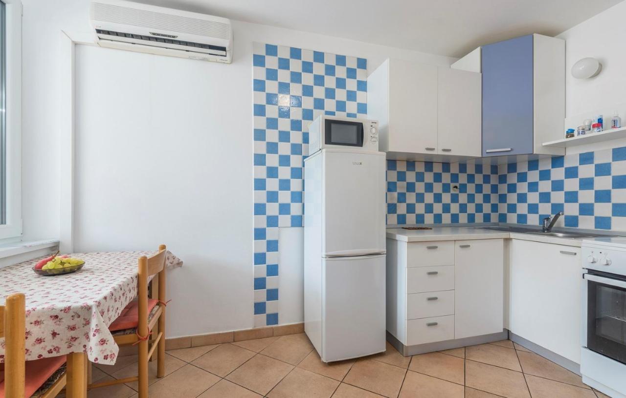 Peskera Apartments Tomicic Poreč Eksteriør bilde